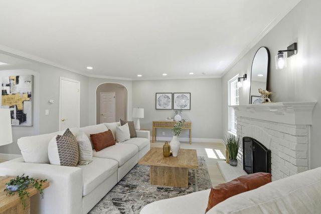 895 Del Vaile Court, Milpitas, CA 95035
