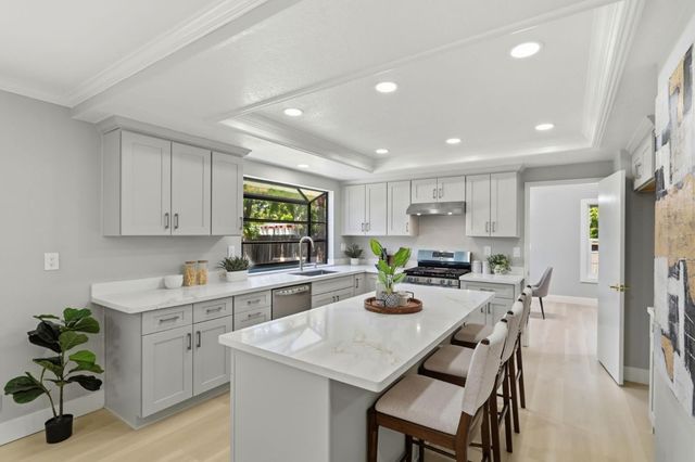 895 Del Vaile Court, Milpitas, CA 95035