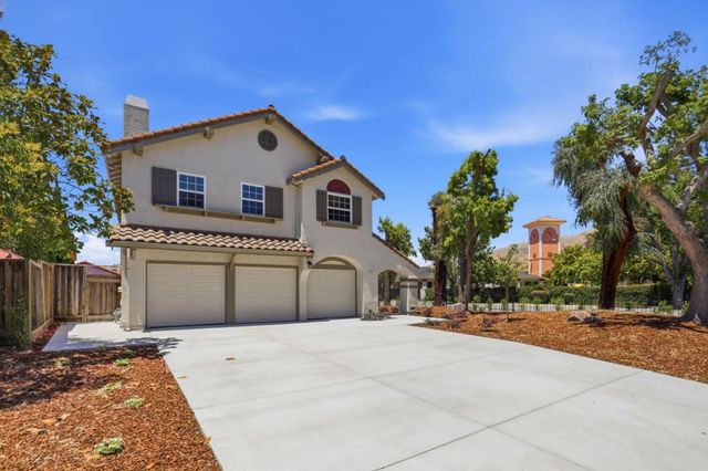 895 Del Vaile Court, Milpitas, CA 95035