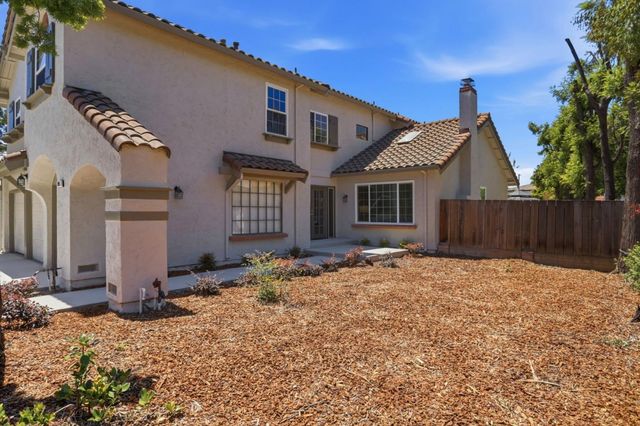 895 Del Vaile Court, Milpitas, CA 95035