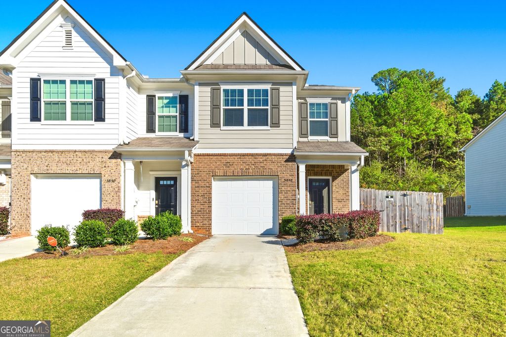 5848 Union Walk Drive, Union City, GA 30291