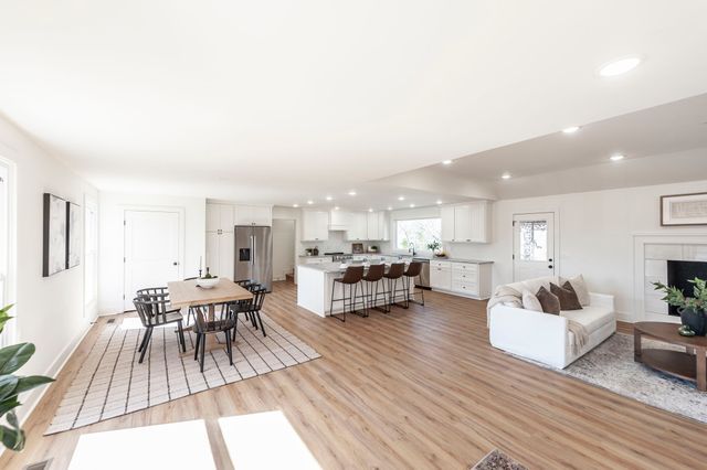 704 Emily Dr, Goodlettsville, TN 37072