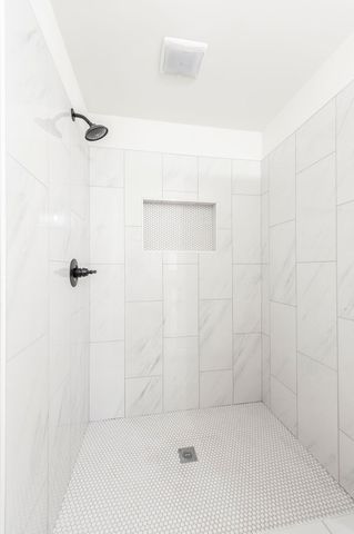 704 Emily Dr, Goodlettsville, TN 37072