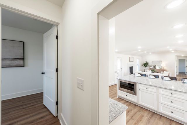 704 Emily Dr, Goodlettsville, TN 37072