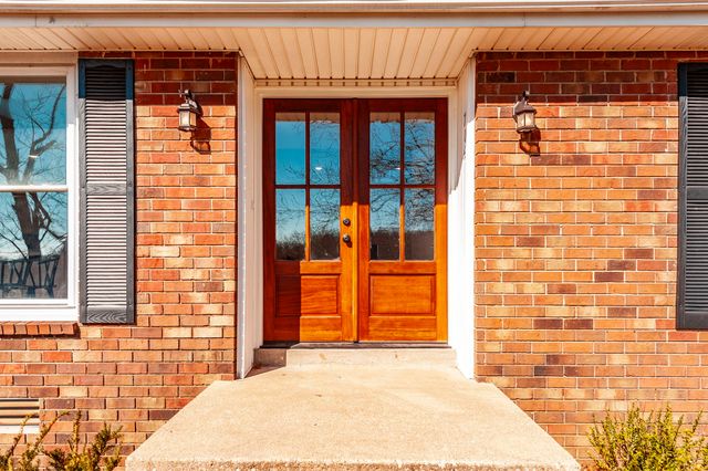 704 Emily Dr, Goodlettsville, TN 37072