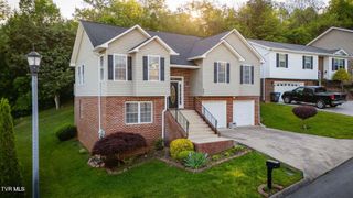 241 Stone Edge Circle, Kingsport, TN 37660