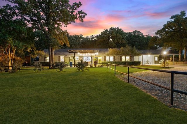 635 Old Justin Road, Argyle, TX 76226