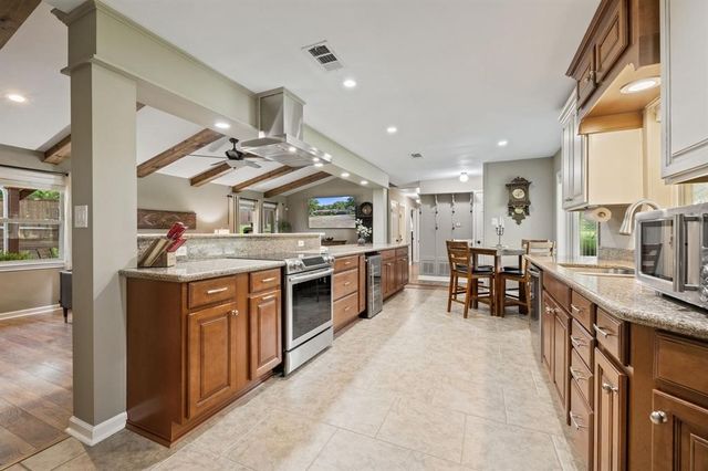 635 Old Justin Road, Argyle, TX 76226