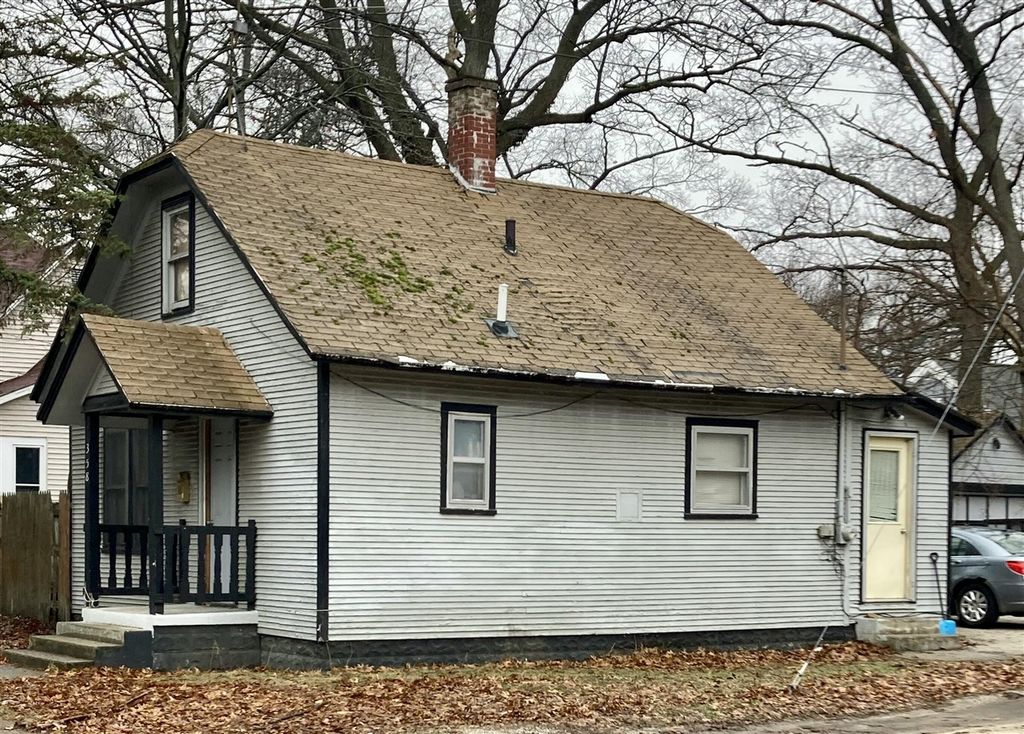 358 E Columbia Avenue, Muskegon, MI 49444