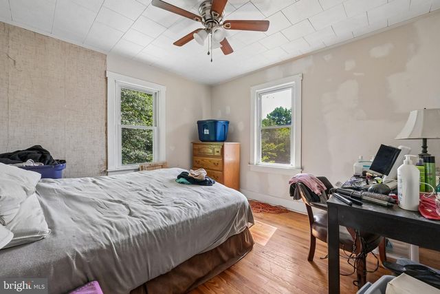 410 WEATHERBY AVE, Swedesboro, NJ 08085