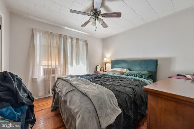 410 WEATHERBY AVE, Swedesboro, NJ 08085