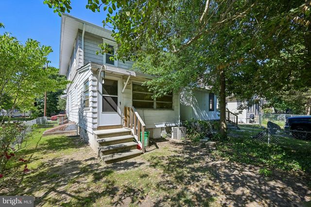 410 WEATHERBY AVE, Swedesboro, NJ 08085