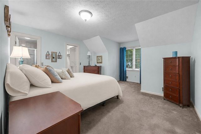 14 Barrington Hills, Pittsford, NY 14534