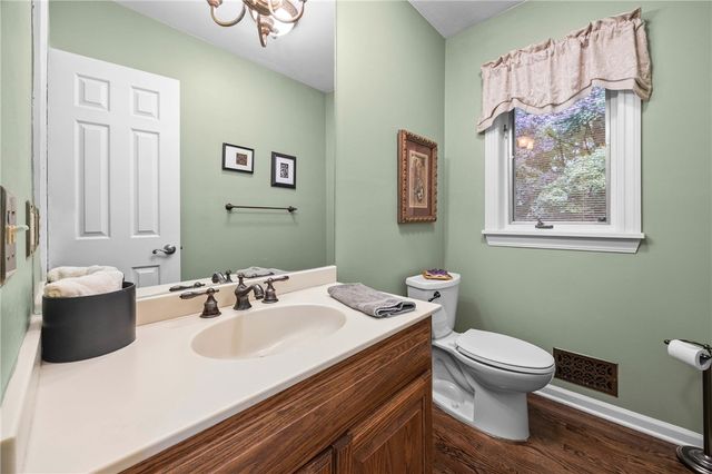 14 Barrington Hills, Pittsford, NY 14534