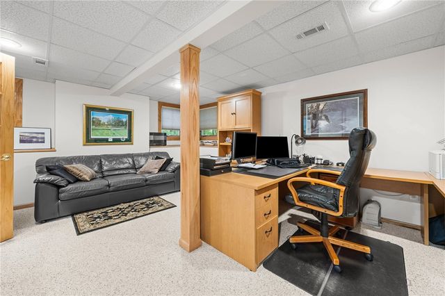 14 Barrington Hills, Pittsford, NY 14534