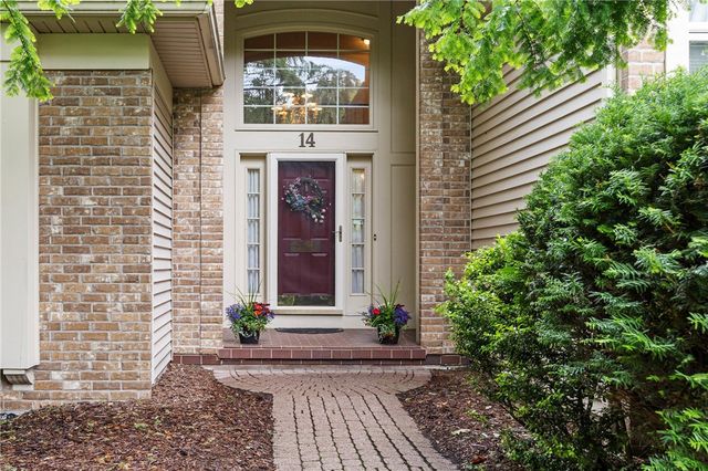 14 Barrington Hills, Pittsford, NY 14534