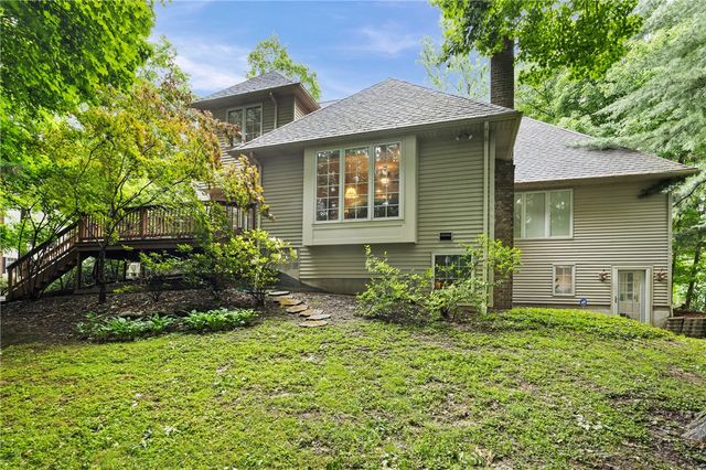 14 Barrington Hills, Pittsford, NY 14534