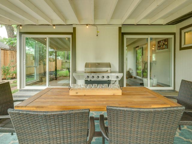 3203 Foster LN, Austin, TX 78757