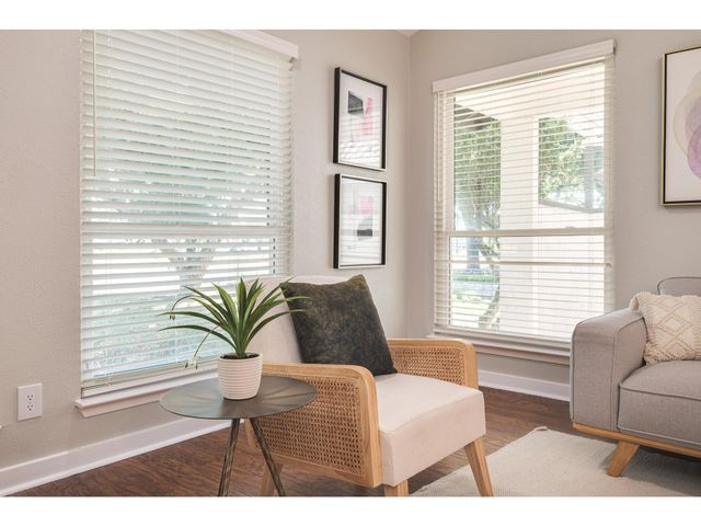 3203 Foster LN, Austin, TX 78757