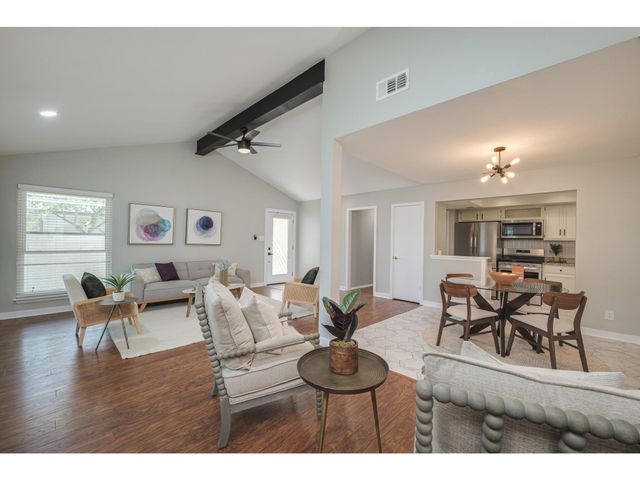 3203 Foster LN, Austin, TX 78757