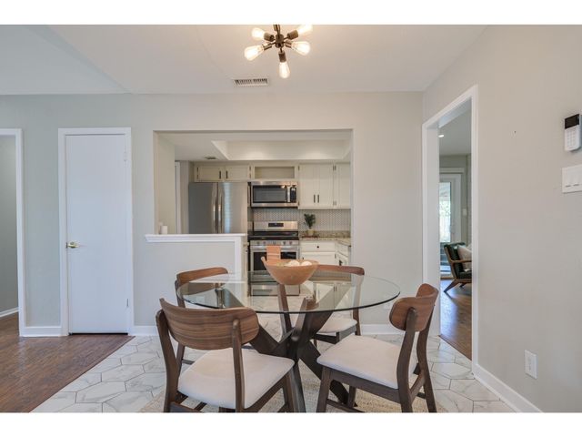 3203 Foster LN, Austin, TX 78757