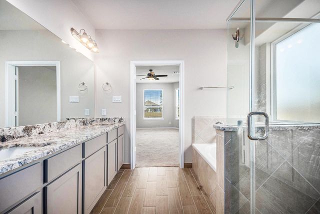 25 Carmel Drive, Manvel, TX 77578