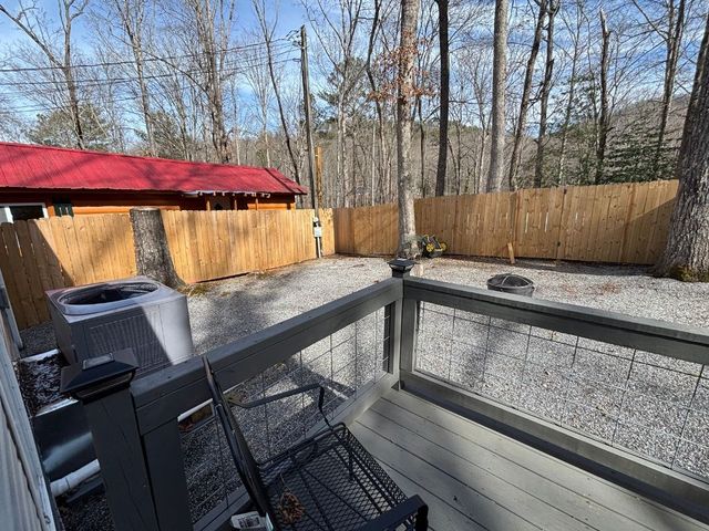 638 Ruby Lake Drive, Hiawassee, GA 30546