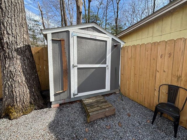 638 Ruby Lake Drive, Hiawassee, GA 30546