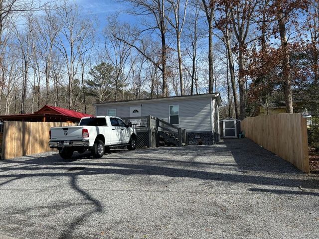 638 Ruby Lake Drive, Hiawassee, GA 30546