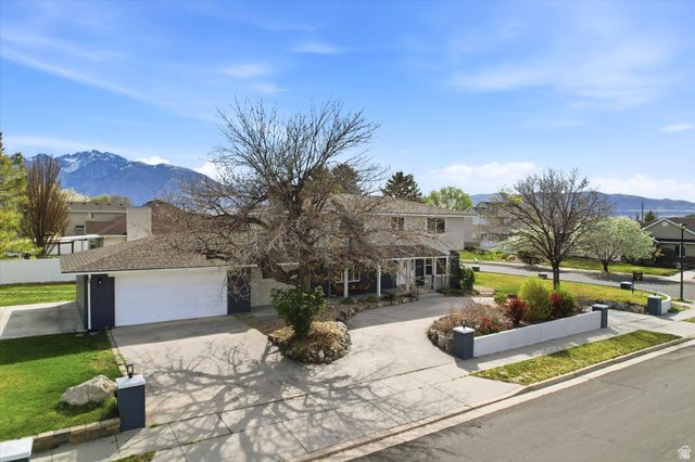 12021 S MISTY SEA RD, Riverton, UT 84065