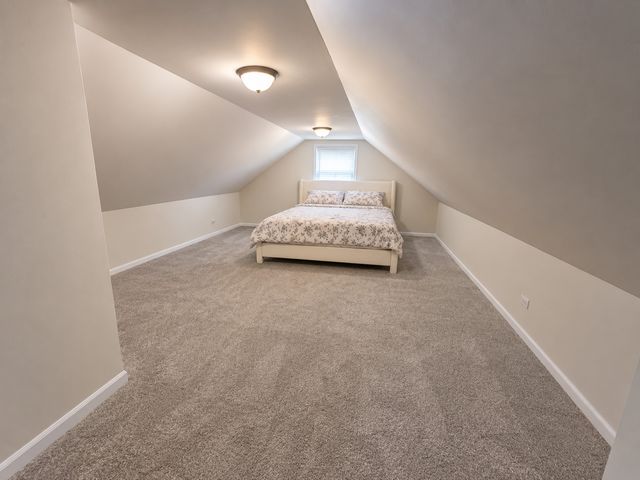 4137 Ruby Street, Schiller Park, IL 60176