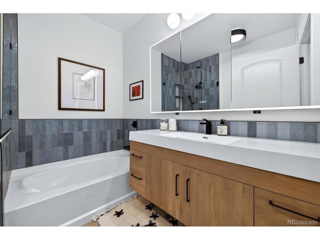 10184 Park Meadows Dr 1404, Lone Tree, CO 80124