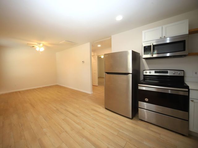 6709 Greenhurst Street A, Houston, TX 77091