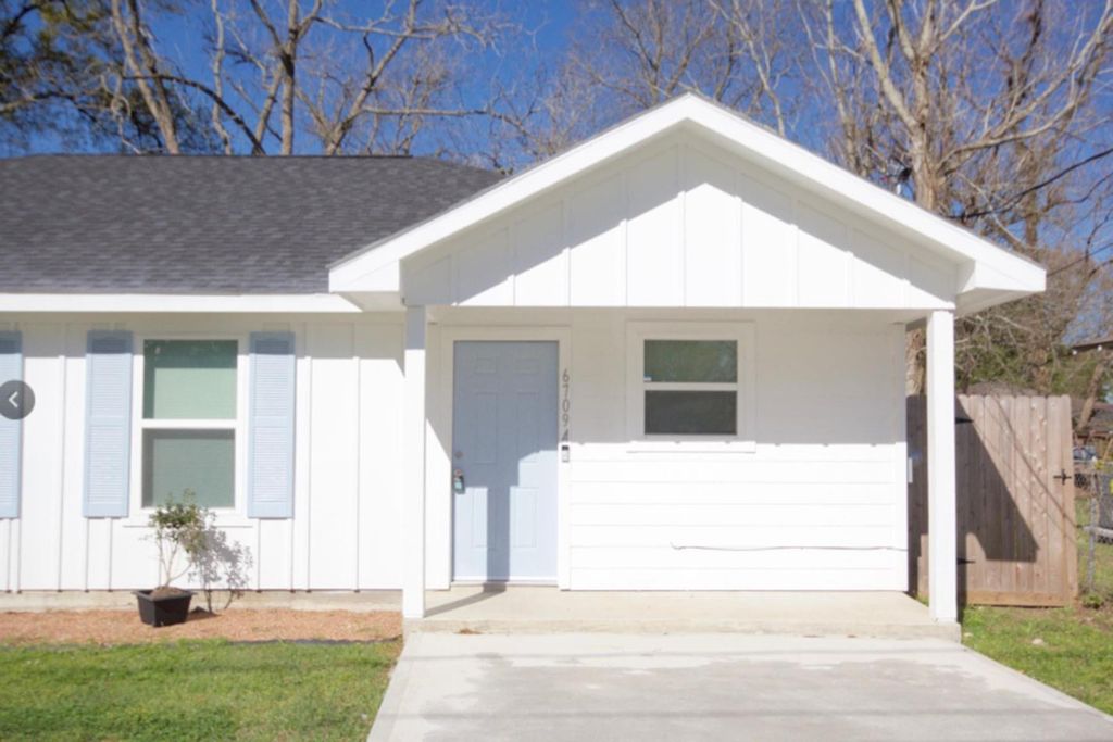 6709 Greenhurst Street A, Houston, TX 77091