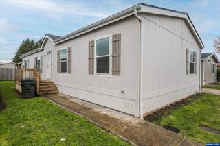 5217 Silver Lp NE 209, Salem, OR 97305