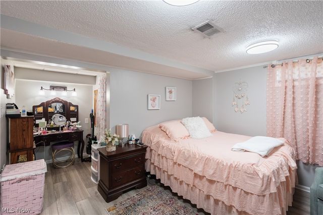 457 S Colonial Drive, Cortland, OH 44410