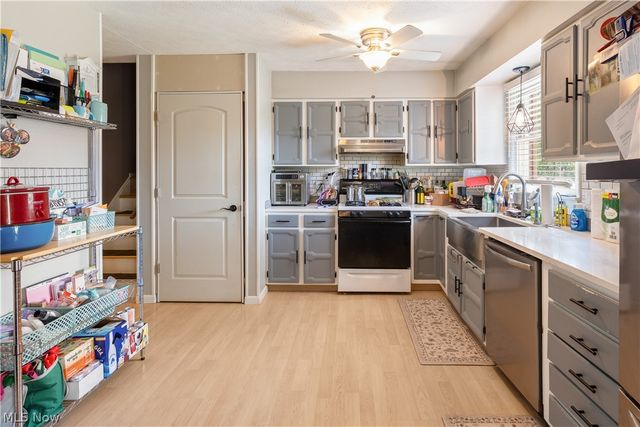 457 S Colonial Drive, Cortland, OH 44410