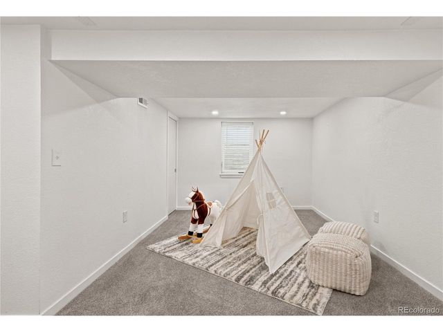 2564 Fenton St, Edgewater, CO 80214