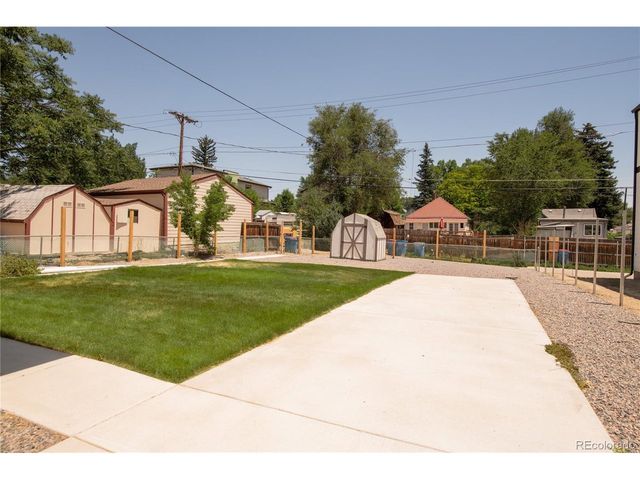 2564 Fenton St, Edgewater, CO 80214