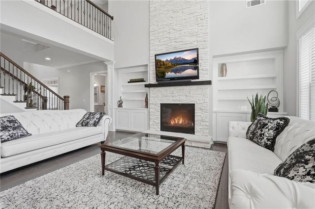 5475 Summit Oak Drive, Alpharetta, GA 30004