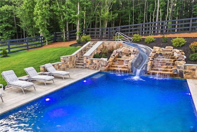 5475 Summit Oak Drive, Alpharetta, GA 30004