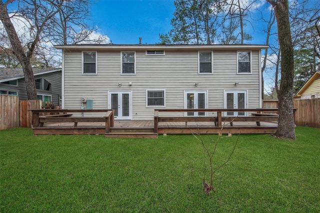 32 E Lance Leaf Road, The Woodlands, TX 77381