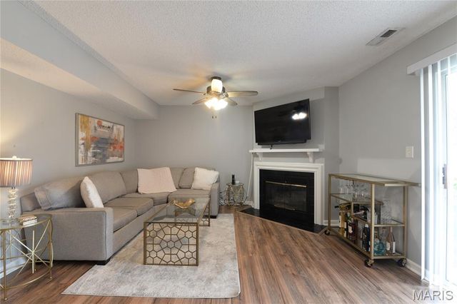 9163 Robin Court, St Louis, MO 63144