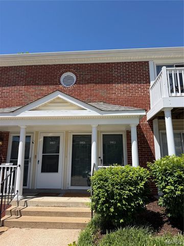 9163 Robin Court, St Louis, MO 63144