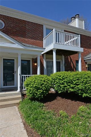 9163 Robin Court, St Louis, MO 63144