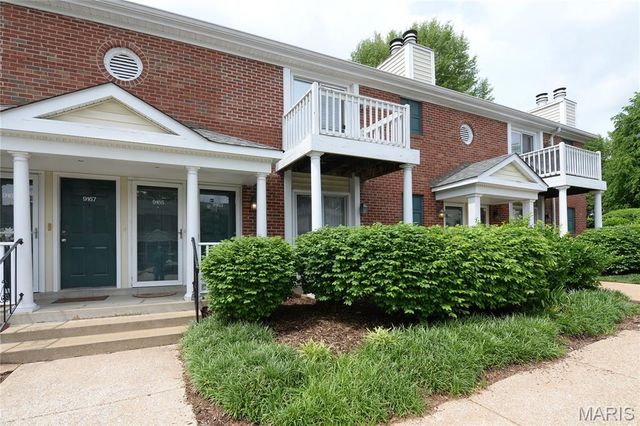 9163 Robin Court, St Louis, MO 63144