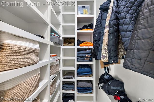 63190 Turnberry Way, Washington, MI 48095