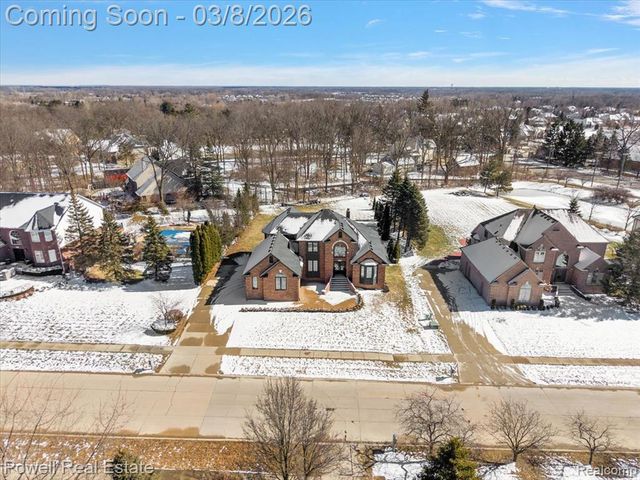 63190 Turnberry Way, Washington, MI 48095