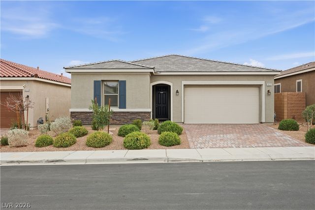 10121 Ocher Valley Avenue, Las Vegas, NV 89178