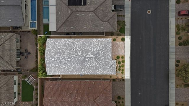 10121 Ocher Valley Avenue, Las Vegas, NV 89178